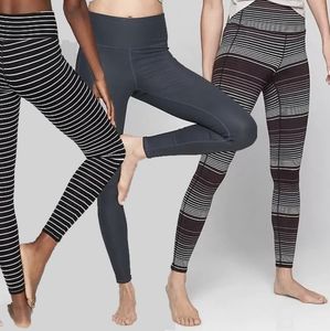 Athleta chaturanga black and gray stripe leggings